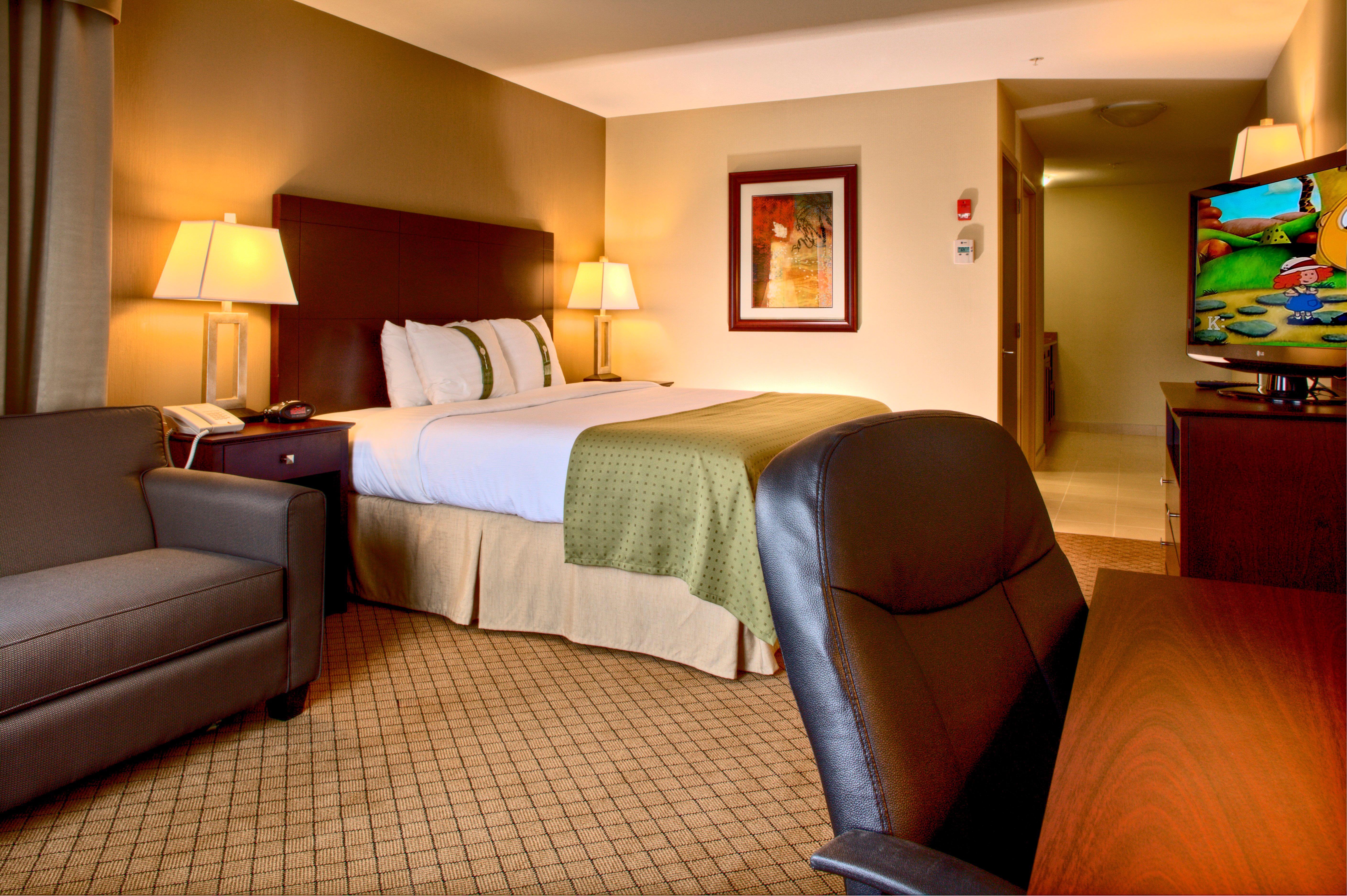 Holiday Inn Hotel And Suites-Kamloops By Ihg Exterior foto
