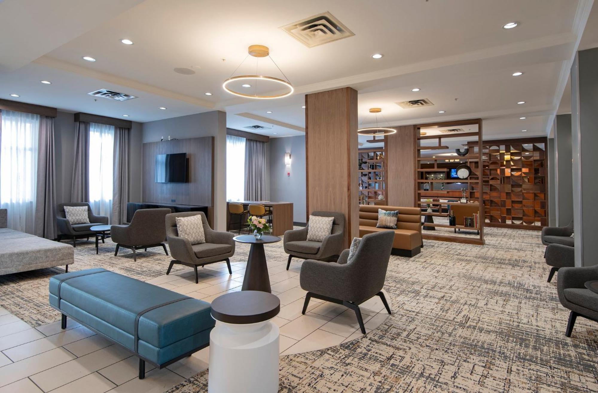 Holiday Inn Hotel And Suites-Kamloops By Ihg Exterior foto