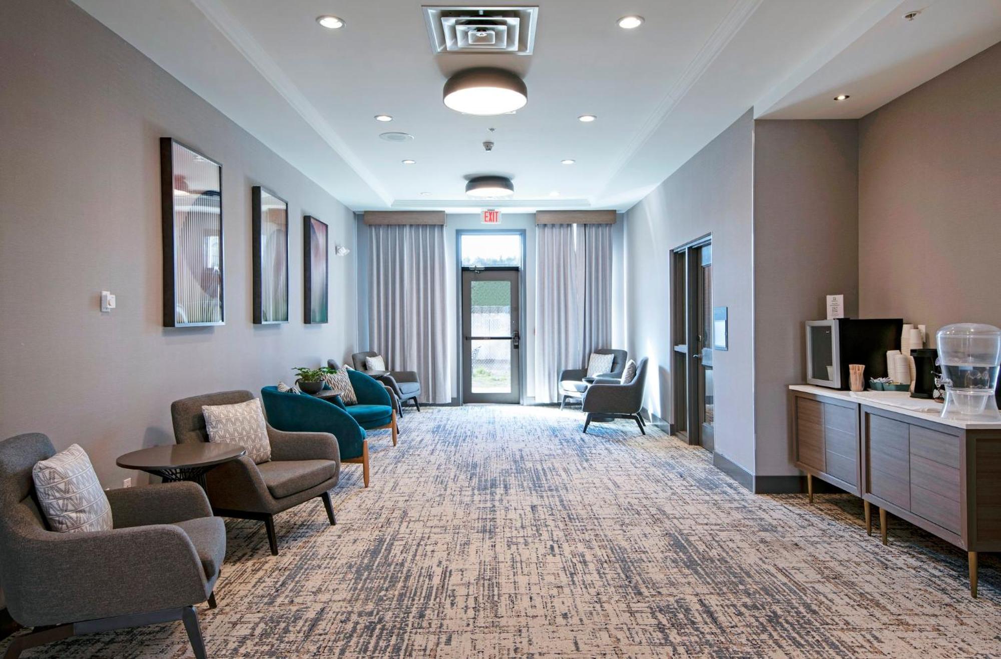 Holiday Inn Hotel And Suites-Kamloops By Ihg Exterior foto